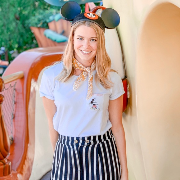 Meet your Posher, Gabriella - Picture 2 of 3